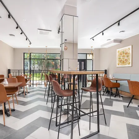 Hotel Forums Boutique 4*