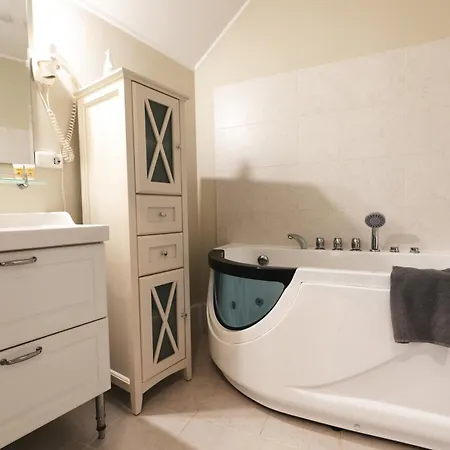 Forums Boutique 4* Riga