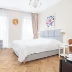Forums Boutique Riga