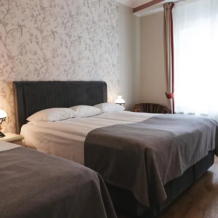 酒店 Forums Boutique 4*