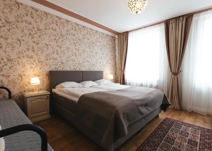 Forums Boutique Szálloda 4*