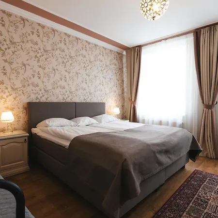 Forums Boutique Viesnīca 4*